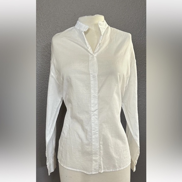 By Egreis Women's White Medium Long Sleeve Lightweight Sheer Classic Soft Shirt - Picture 1 of 6